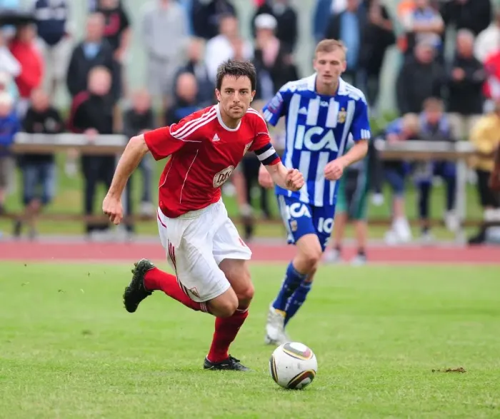 Framed Print : Cole Skuse in Action: IFK Gothenburg vs. Bristol City Framed Print : Cole Skuse in Action: IFK Gothenburg vs. Bristol City