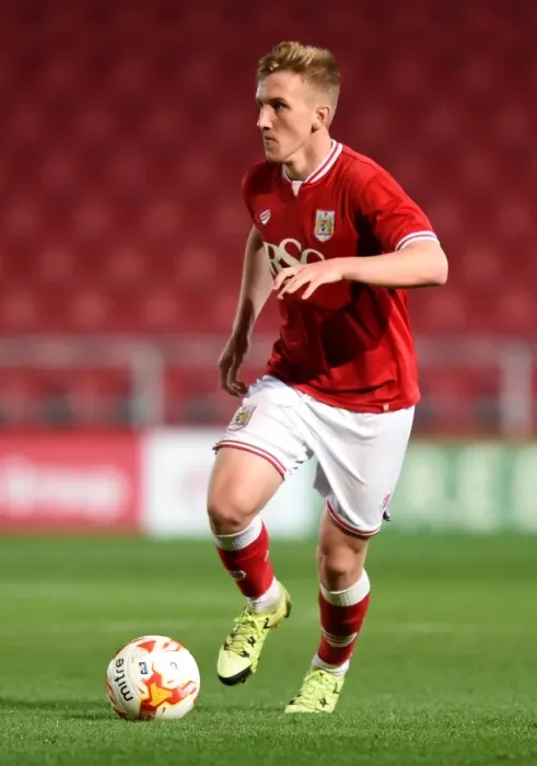 Framed Print : Connor Lemonheigh-Evans in Action: Bristol City U21 vs Sheffield Wednesday U21 at Ashton Gate Stadium Framed Print : Connor Lemonheigh-Evans in Action: Bristol City U21 vs Sheffield Wednesday U21 at Ashton Gate Stadium