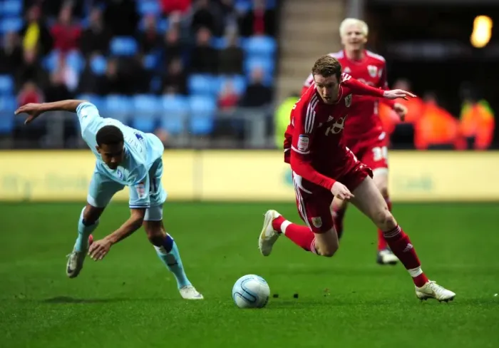 Framed Print : Coventry City v Bristol City 261211