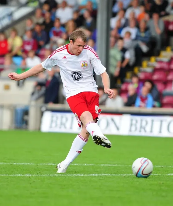 Framed Print : David Clarkson Scores for Bristol City in Championship Match Against Scunthorpe United - September 11, 2010