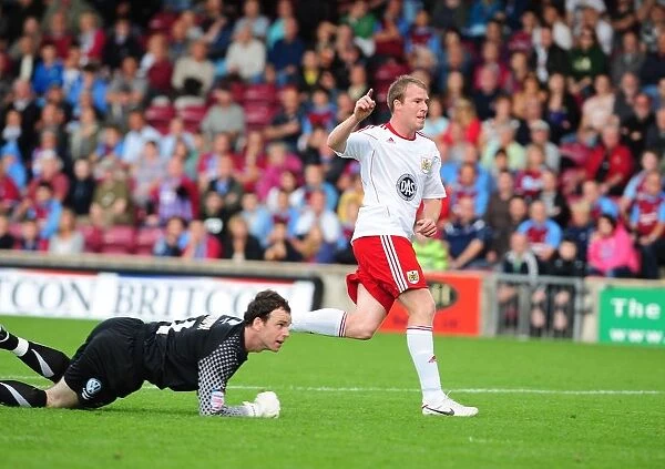 David Clarkson's Thrilling Goal Celebration: Scunthorpe United vs. Bristol City (Championship, 11-09-2010)