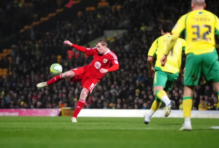 Framed Print : David Clarkson's Thrilling Volley: Norwich City vs. Bristol City, Championship Clash (14-03-2011)