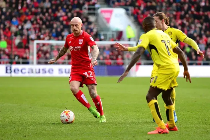 Framed Print : David Cotterill in Command: Bristol City vs Burton Albion, Sky Bet Championship (04.03.17) Framed Print : David Cotterill in Command: Bristol City vs Burton Albion, Sky Bet Championship (04.03.17)