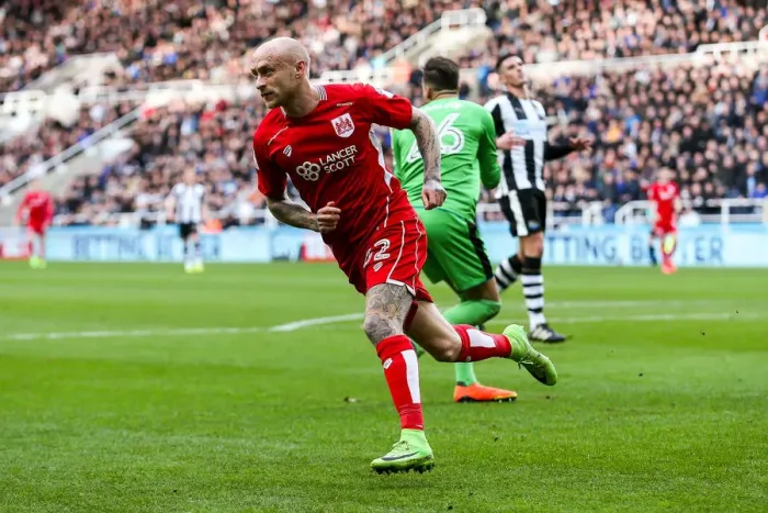 Framed Print : David Cotterill Scores the Second Goal for Bristol City against Newcastle United Framed Print : David Cotterill Scores the Second Goal for Bristol City against Newcastle United