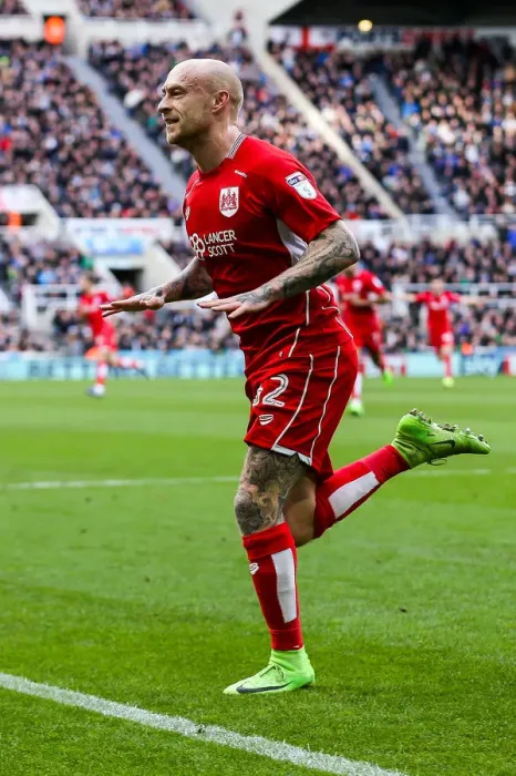 Framed Print : David Cotterill's Brilliant Goal: 0-2 for Bristol City at St. James Park (25 / 02 / 2017)