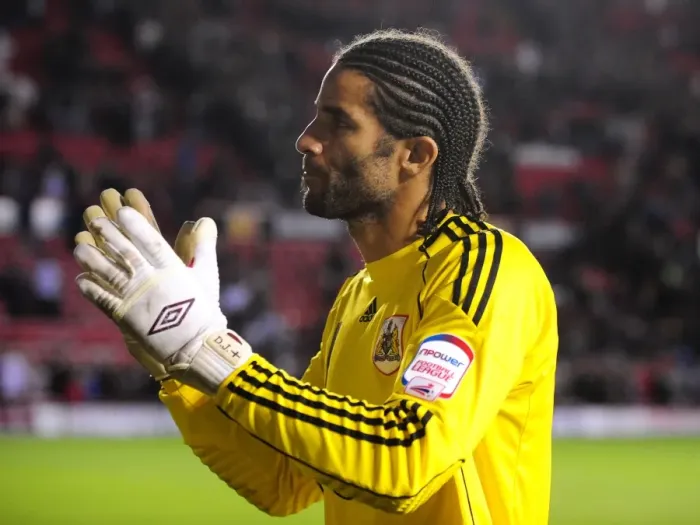 Framed Print : David James in Action: Bristol City vs Preston North End, Championship Football Match at Ashton Gate Stadium (06 / 11 / 2010)