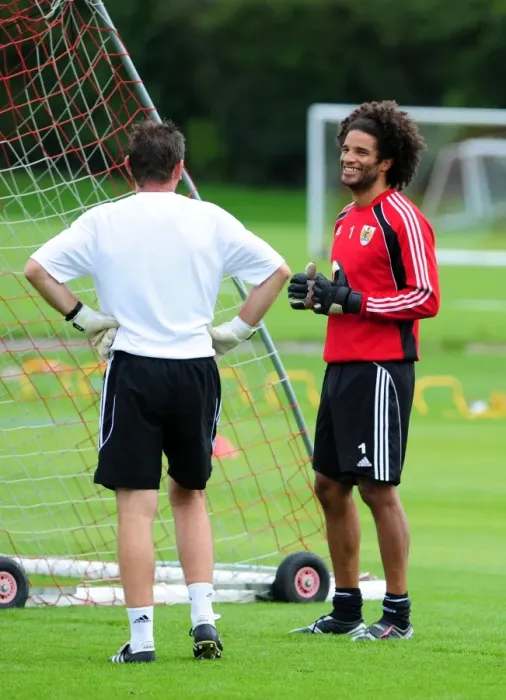 Framed Print : David James Begins New Journey at Bristol City: First Training Session Framed Print : David James Begins New Journey at Bristol City: First Training Session