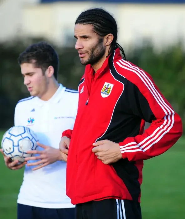 Framed Print : David James and Bristol City FC First Team Inspire Students at Ashton Park School - Season 10-11 Framed Print : David James and Bristol City FC First Team Inspire Students at Ashton Park School - Season 10-11