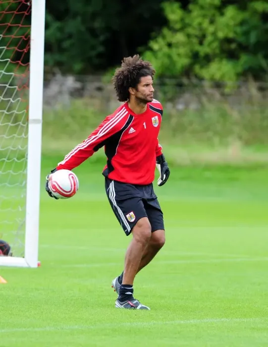 Framed Print : David James: England's Former No. 1 Kicks Off Training with Bristol City Framed Print : David James: England's Former No. 1 Kicks Off Training with Bristol City
