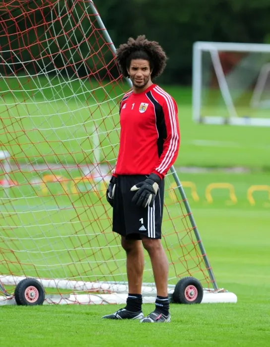 Framed Print : David James Kicks Off New Chapter at Bristol City: Legendary Goalkeeper's First Training Session Framed Print : David James Kicks Off New Chapter at Bristol City: Legendary Goalkeeper's First Training Session