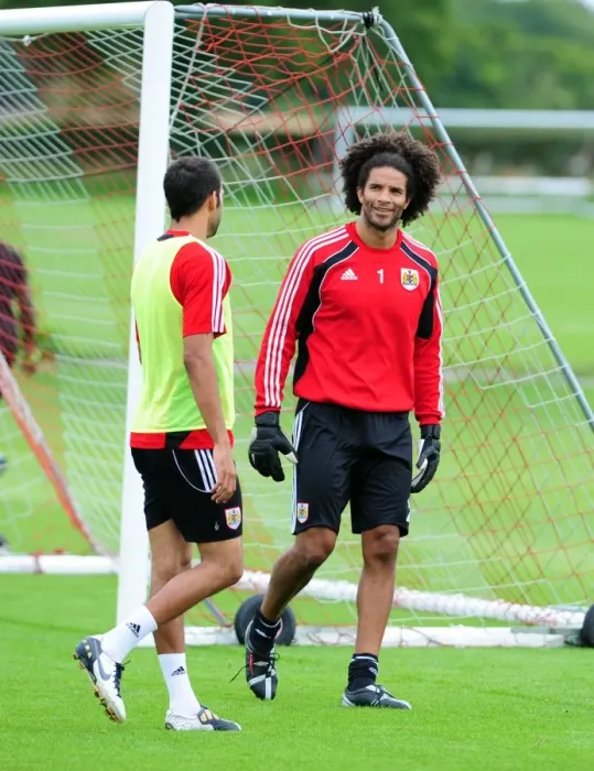 Framed Print : David James Kicks Off New Journey at Bristol City: Legendary Goalkeeper's First Training Session Framed Print : David James Kicks Off New Journey at Bristol City: Legendary Goalkeeper's First Training Session