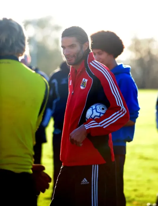 Framed Print : David James Visits Ashton Park School with Bristol City FC: A Memorable Day for Young Fans - Season 10-11