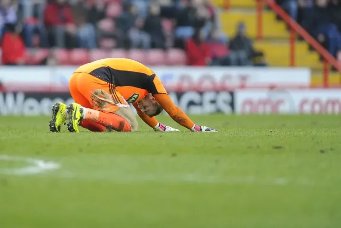 Framed Print : Dejected Jason Steele as Bristol City Secures Npower Championship Victory over Middlesbrough