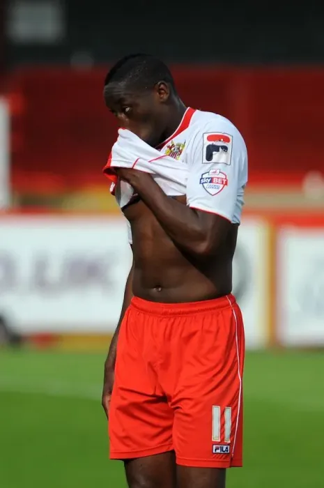 Framed Print : Dejected Lucas Akins as Stevenage FC Face Relegation in Sky Bet League One (Stevenage v Bristol City, 2014) Framed Print : Dejected Lucas Akins as Stevenage FC Face Relegation in Sky Bet League One (Stevenage v Bristol City, 2014)