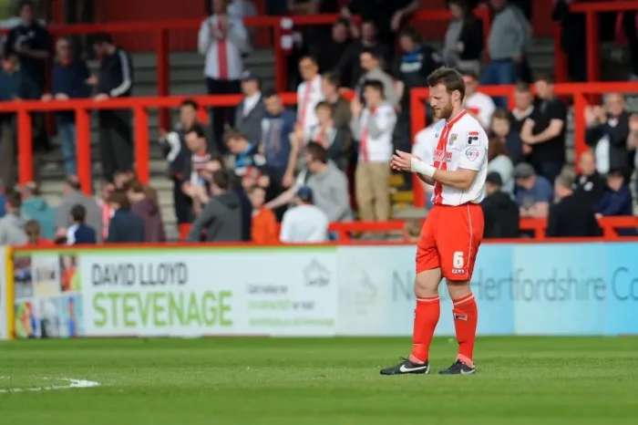 Framed Print : Dejected Luke Jones as Stevenage FC Face Relegation in 2014: Stevenage v Bristol City