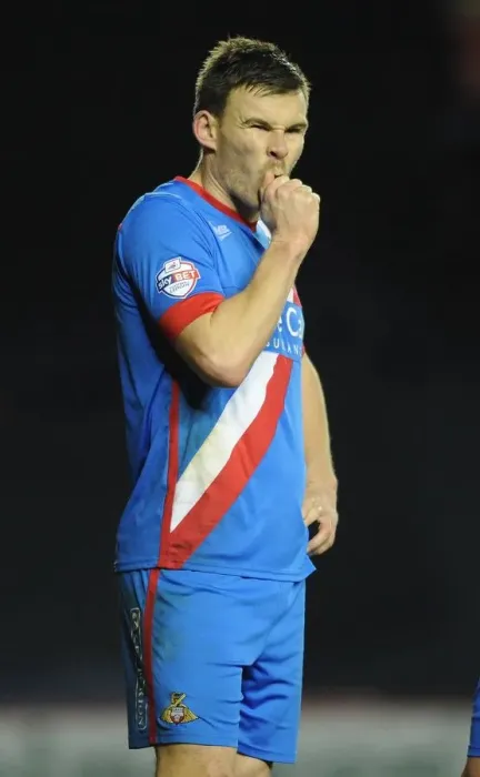 Framed Print : Dejected Player at Ashton Gate: Bristol City vs Doncaster Rovers, FA Cup Third Round Replay Framed Print : Dejected Player at Ashton Gate: Bristol City vs Doncaster Rovers, FA Cup Third Round Replay