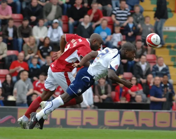 Framed Print : Dele Adebola in Action: Bristol City vs Preston North End Framed Print : Dele Adebola in Action: Bristol City vs Preston North End