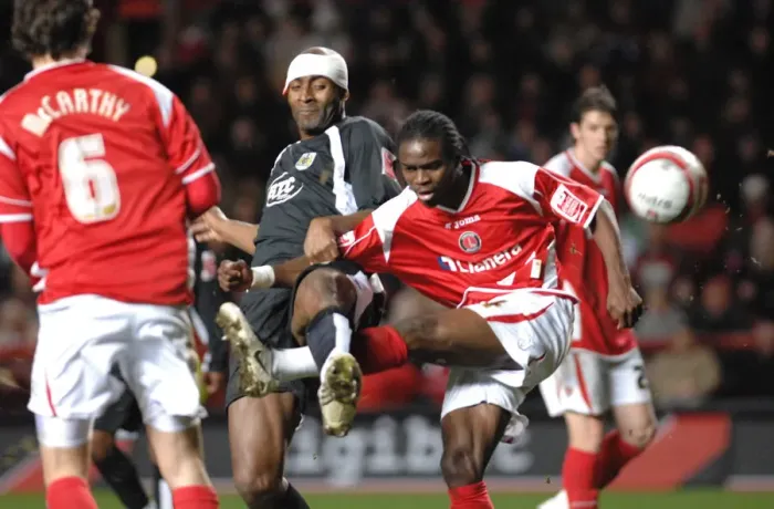 Framed Print : Dele Adebola in Action: Charlton Athletic vs. Bristol City