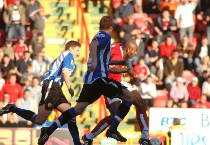 Framed Print : Dele Adebola's Game-Winning Goal: Bristol City Secures Victory Over Sheffield Wednesday Framed Print : Dele Adebola's Game-Winning Goal: Bristol City Secures Victory Over Sheffield Wednesday