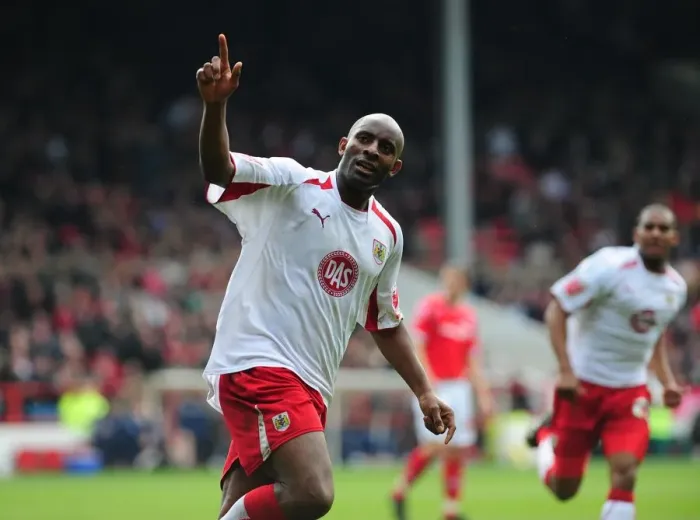 Framed Print : Dele Adebola's Thrilling Goal Celebration for Bristol City Against Nottingham Forest Framed Print : Dele Adebola's Thrilling Goal Celebration for Bristol City Against Nottingham Forest