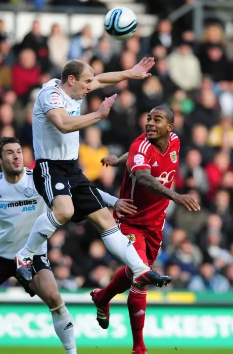Framed Print : Derby County vs. Bristol City: Gareth Roberts vs. Marvin Elliott's Aerial Battle in Championship Match, 10 / 12 / 2011 Framed Print : Derby County vs. Bristol City: Gareth Roberts vs. Marvin Elliott's Aerial Battle in Championship Match, 10 / 12 / 2011