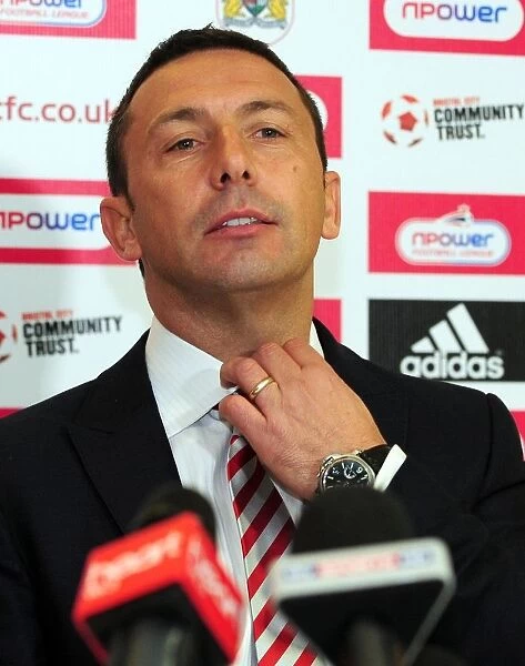 Derek McInnes Holds Inaugural Press Conference as New Bristol City Manager at Ashton Gate Stadium (Championship 2011)