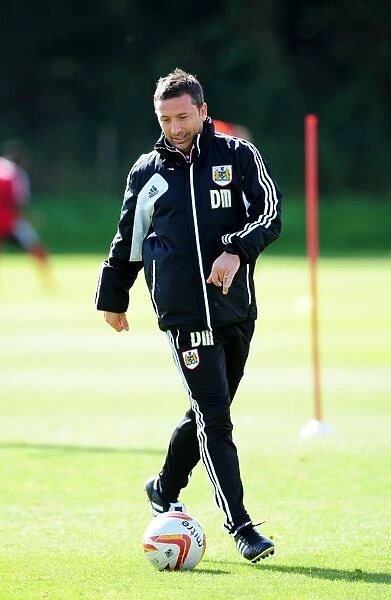 Derek McInnes Leading Training: September 2012 - Bristol City FC