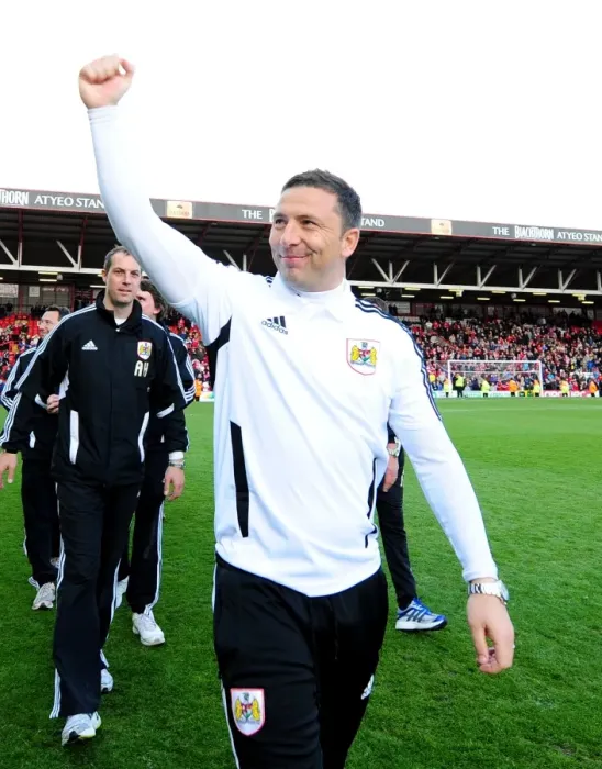 Framed Print : Derek McInnes Leads Bristol City Against Barnsley at Ashton Gate, 2012 Framed Print : Derek McInnes Leads Bristol City Against Barnsley at Ashton Gate, 2012