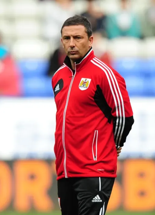 Framed Print : Derek McInnes Leads Bristol City Against Bolton Wanderers at Reebok Stadium (201012) Framed Print : Derek McInnes Leads Bristol City Against Bolton Wanderers at Reebok Stadium (201012)