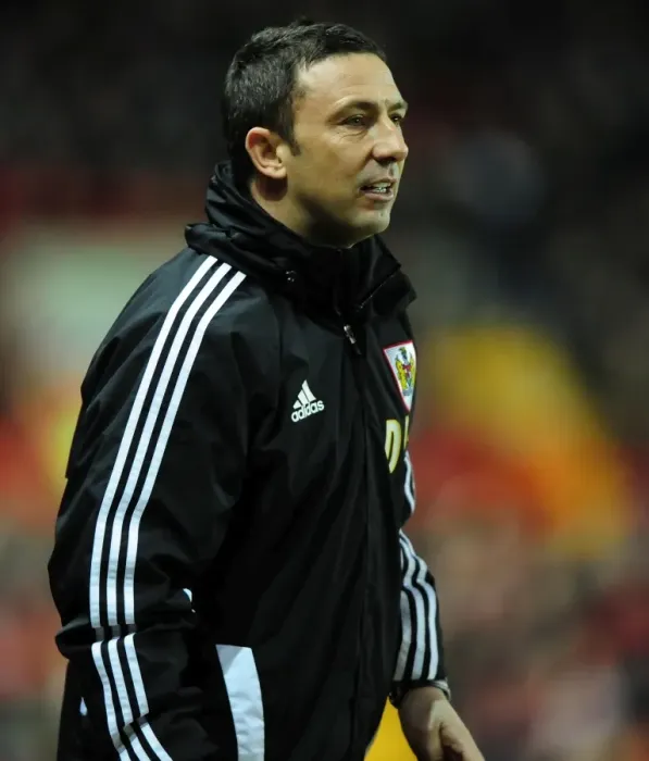 Framed Print : Derek McInnes Leads Bristol City in Championship Clash against Crystal Palace at Ashton Gate Stadium (14 / 02 / 2012) Framed Print : Derek McInnes Leads Bristol City in Championship Clash against Crystal Palace at Ashton Gate Stadium (14 / 02 / 2012)