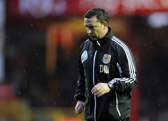 Framed Print : Derek McInnes Leads Bristol City in Championship Clash against Leicester City, January 2013 Framed Print : Derek McInnes Leads Bristol City in Championship Clash against Leicester City, January 2013