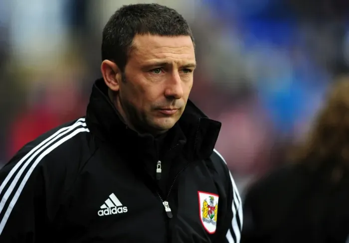 Framed Print : Derek McInnes Leads Bristol City in Championship Clash against Reading, 28 / 01 / 2012 Framed Print : Derek McInnes Leads Bristol City in Championship Clash against Reading, 28 / 01 / 2012