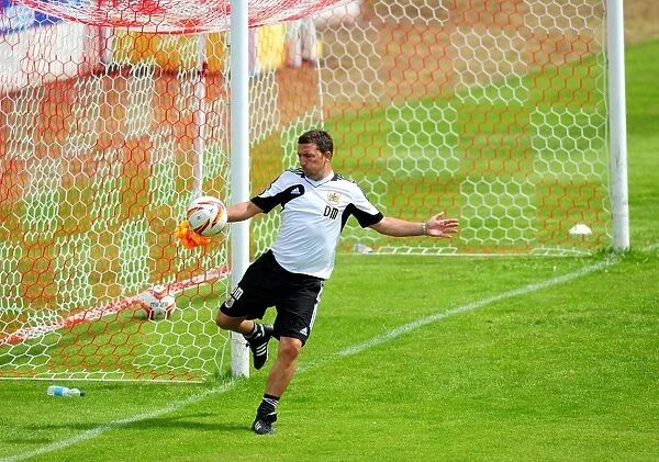 Derek McInnes Leads Bristol City FC in Pre-Season Training (July 2012)