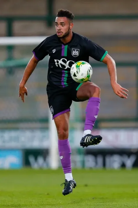 Framed Print : Derrick Williams in Action: Bristol City vs Yeovil Town, Pre-Season Friendly at Huish Park Stadium (30 / 07 / 2015)