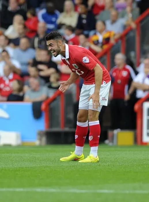 Framed Print : Derrick Williams Celebrates Goal Against MK Dons, Bristol City's Victory at Ashton Gate