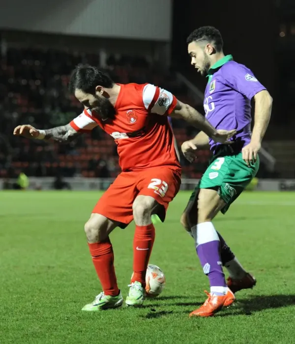Framed Print : Derrick Williams Sneaky Nutmeg: Leyton Orient vs. Bristol City, 03.03.15 Framed Print : Derrick Williams Sneaky Nutmeg: Leyton Orient vs. Bristol City, 03.03.15