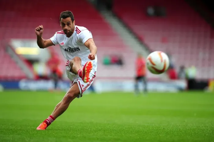 Framed Print : Determined Strike: Sam Baldock's Shot for Bristol City against Bournemouth, 2013 Framed Print : Determined Strike: Sam Baldock's Shot for Bristol City against Bournemouth, 2013