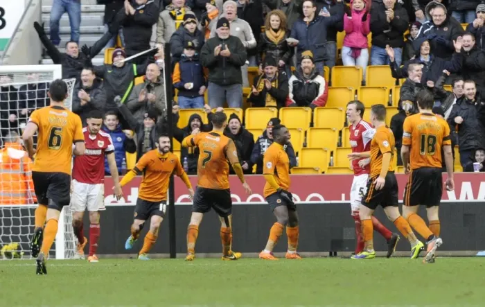 Framed Print : Dicko's Stunner: Wolves Take the Lead over Bristol City at Molineux