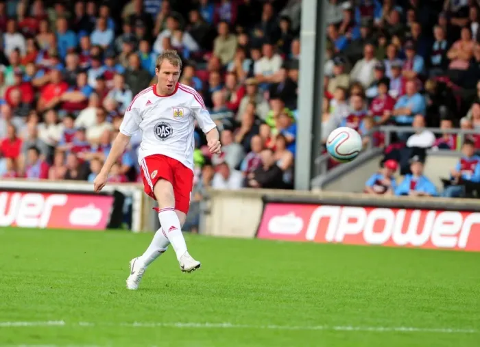 Framed Print : Disallowed Goal: David Clarkson's Controversial Offside vs Scunthorpe United (Bristol City – Championship, 11 / 09 / 2010)