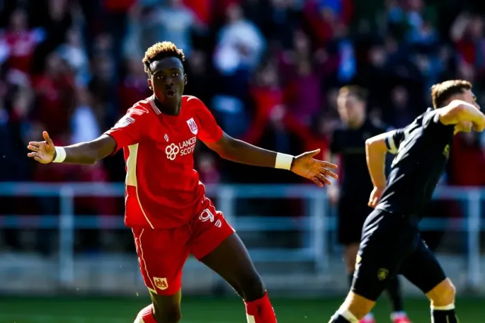 Framed Print : Dramatic Equalizer: Tammy Abraham's Last-Minute Goal for Bristol City Against Barnsley Framed Print : Dramatic Equalizer: Tammy Abraham's Last-Minute Goal for Bristol City Against Barnsley