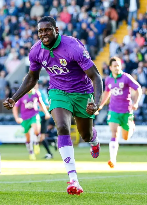 Framed Print : Dramatic Penalty: Jay Emmanuel-Thomas Secures 1-2 Victory for Bristol City over Notts County Framed Print : Dramatic Penalty: Jay Emmanuel-Thomas Secures 1-2 Victory for Bristol City over Notts County