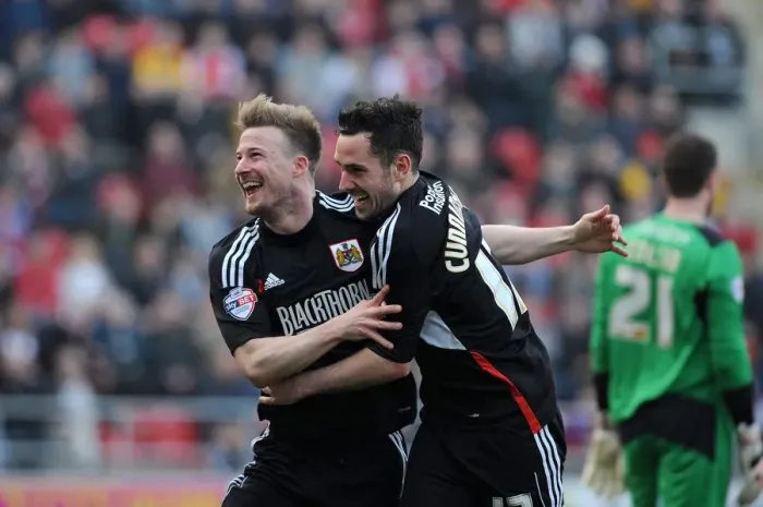 Framed Print : Elliott and Cunningham's Thrilling Goal Celebration: A Memorable Moment for Bristol City at Rotherham United, March 2014 Framed Print : Elliott and Cunningham's Thrilling Goal Celebration: A Memorable Moment for Bristol City at Rotherham United, March 2014