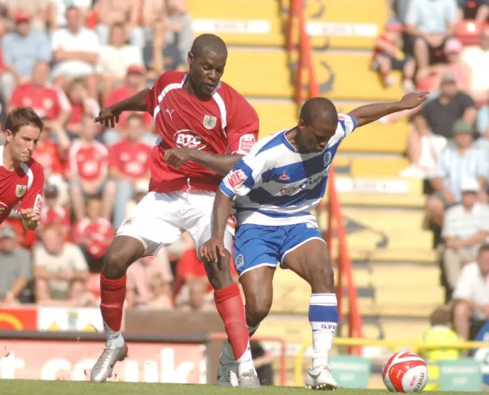 Framed Print : Enoch Showunmi in Action for Bristol City Against QPR Framed Print : Enoch Showunmi in Action for Bristol City Against QPR