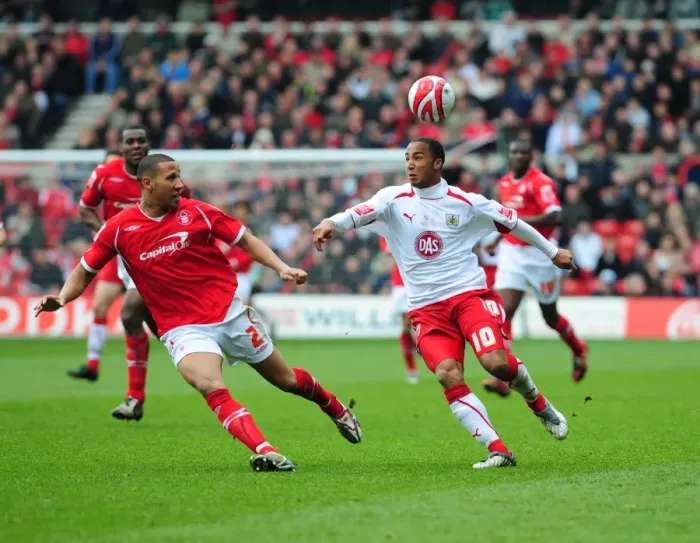 Framed Print : The Epic Clash: Nottingham Forest vs. Bristol City (Season 08-09) Framed Print : The Epic Clash: Nottingham Forest vs. Bristol City (Season 08-09)