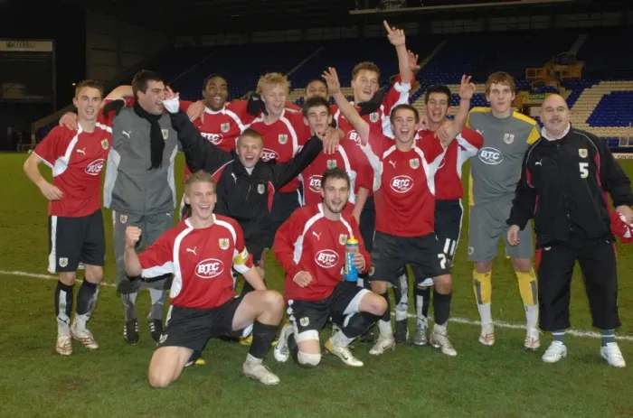 Framed Print : Euphoria Unites: Everton U18s and Bristol City U18s in Triumphant Group Celebration