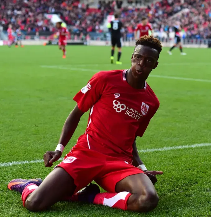 Framed Print : Euphoric Moment: Tammy Abraham's Thrilling Goal Celebration for Bristol City in Sky Bet Championship (2016) - Joe Meredith / JMP Photo Framed Print : Euphoric Moment: Tammy Abraham's Thrilling Goal Celebration for Bristol City in Sky Bet Championship (2016) - Joe Meredith / JMP Photo