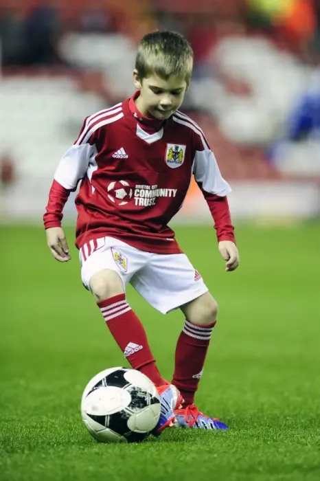 Framed Print : Exciting Clash: Bristol City vs Brentford at Ashton Gate, October 2013 - Football in Action Framed Print : Exciting Clash: Bristol City vs Brentford at Ashton Gate, October 2013 - Football in Action
