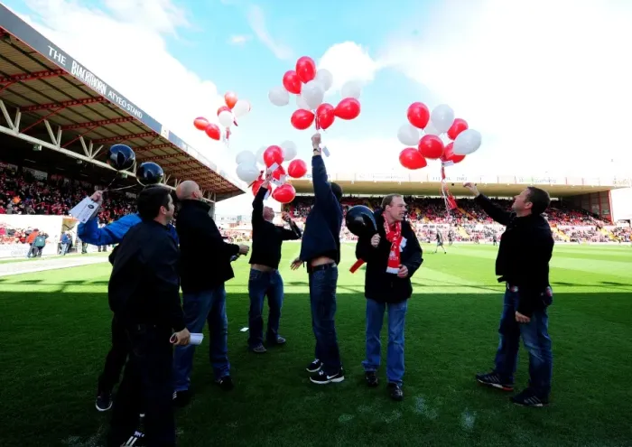 Framed Print : Exciting Showdown: Bristol City vs Barnsley at Ashton Gate Stadium - April 21, 2012 Framed Print : Exciting Showdown: Bristol City vs Barnsley at Ashton Gate Stadium - April 21, 2012