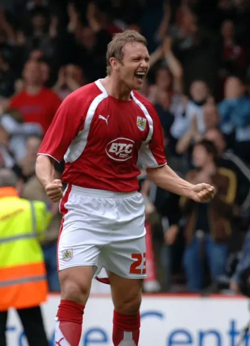 Framed Print : Exultant Lee Trundle: Thrilling Goal Celebration vs. Preston North End (Bristol City)
