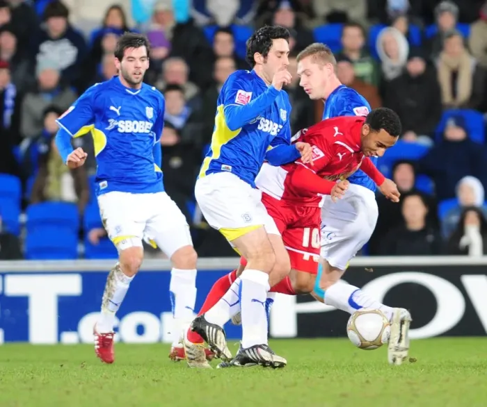 Framed Print : FA Cup Showdown: Cardiff City vs. Bristol City, Season 09-10